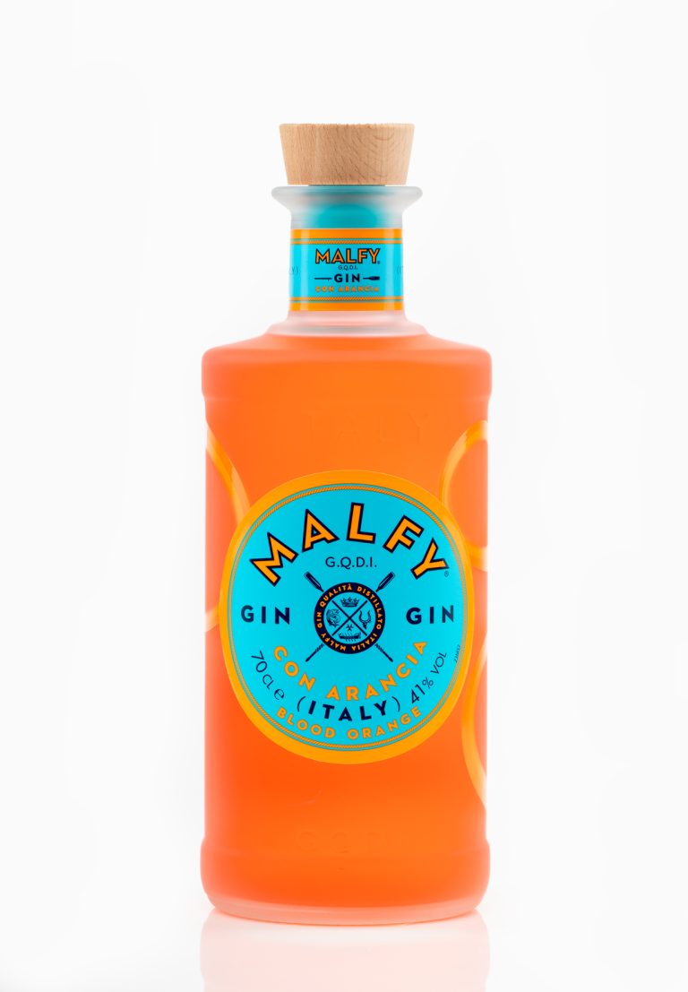 Malfy Gin con Arancia: Η Γεύση του Ιταλικού Καλοκαιριού Μέσα στο Ποτήρι σου.