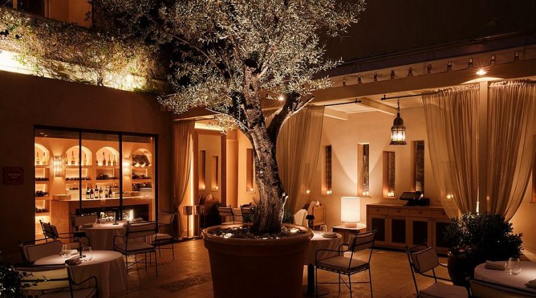 Η νέα εποχή της εστίασης: πώς η βιωσιμότητα αλλάζει το φαγητό και τη φιλοσοφία των εστιατορίων.